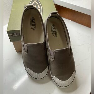 Keen Women's Elsa Slip-On Shoes - Color:  Brindle